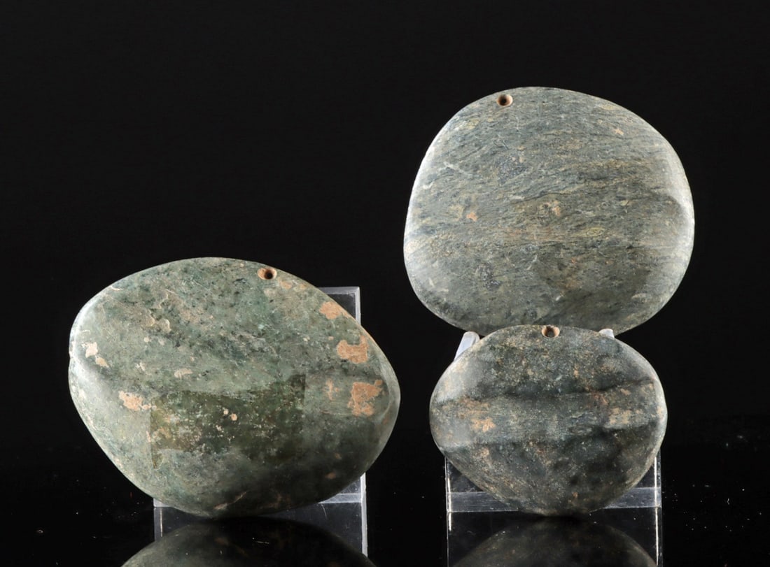 Three Maya Stone Arrow Shaft Straightener Pendants (1 of 2)