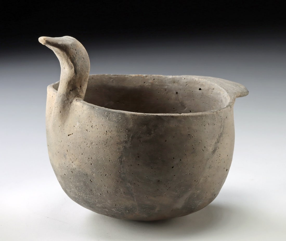 Mississippian Pottery Duck Effigy Bow (1 of 4)