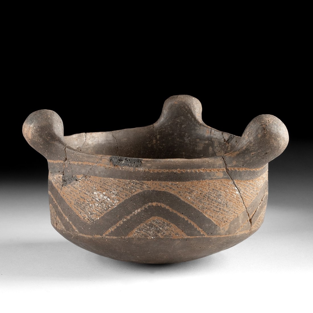 Caddo Engraved Tri-Lug Pottery Bowl (1 of 5)