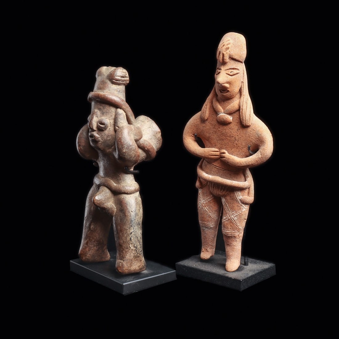 Colima Standing Bundle Carrier Whistle & Fine Autlan Male (1 of 4)