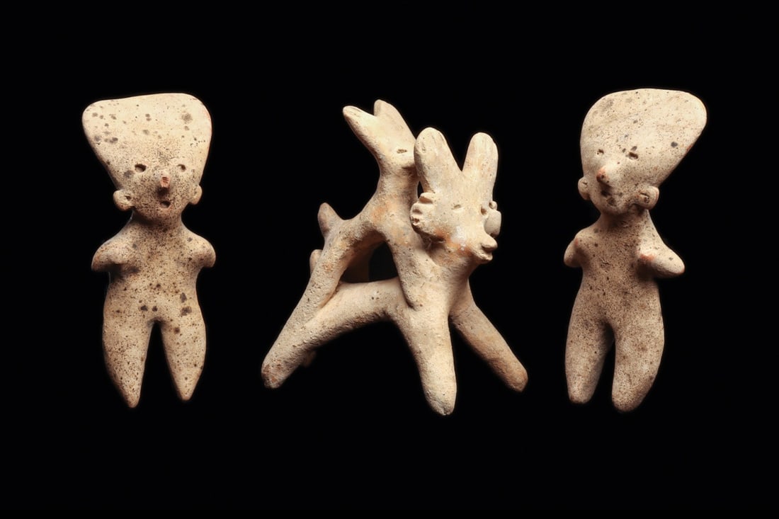 Chinesco Figures | Standing Pair + Dog with Puppy (1 of 4)