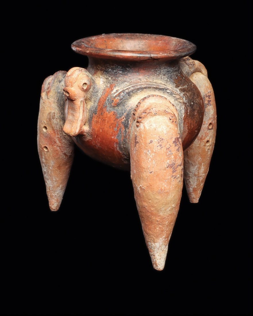 Costa Rica-Guanacaste Tripod Vessel (1 of 4)