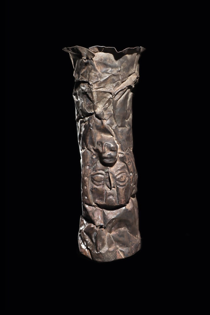 Chimu Silver Beaker (1 of 4)