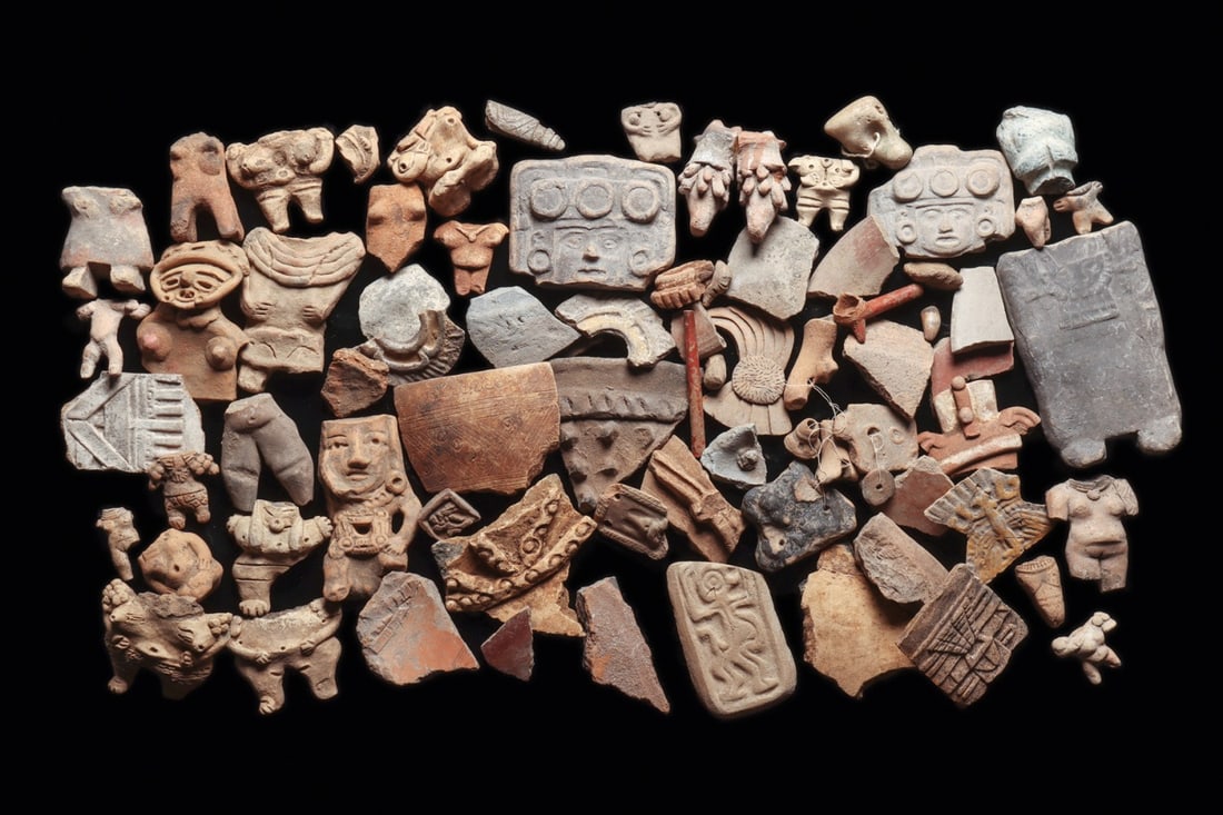 Pre-Classic to Post Classic Torsos & Fragments (73) (1 of 6)