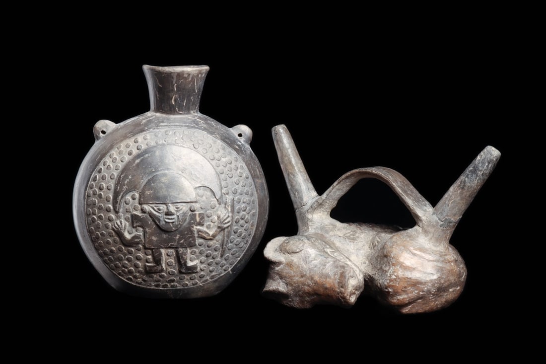 Sican Curled Dog & Chimu Blackware Vessel (2) (1 of 4)