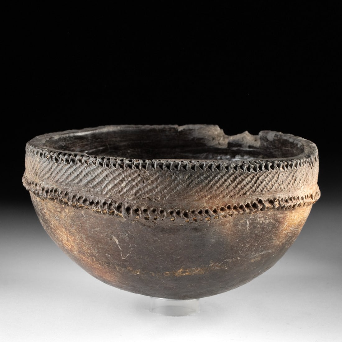 Caddo Mississippian Blackware Bowl with Incised Rim (1 of 5)