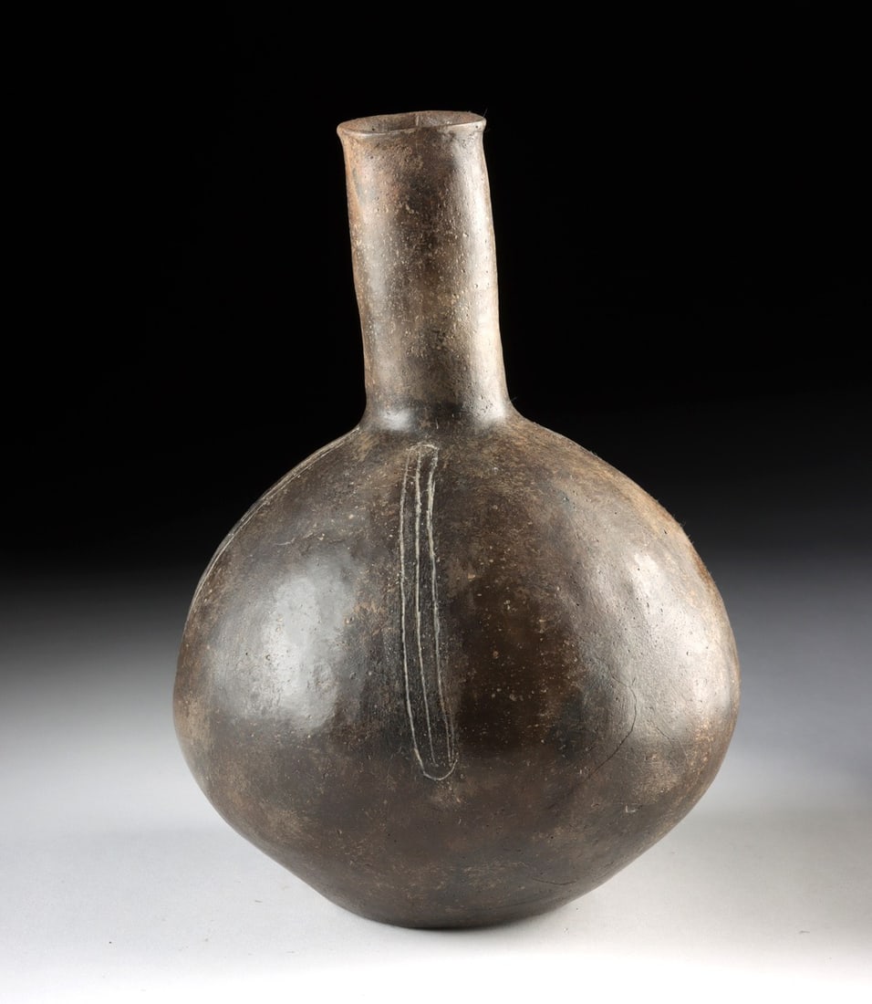 Caddo Incised Pottery Bottle - Globular Body with Tall Neck (1 of 4)
