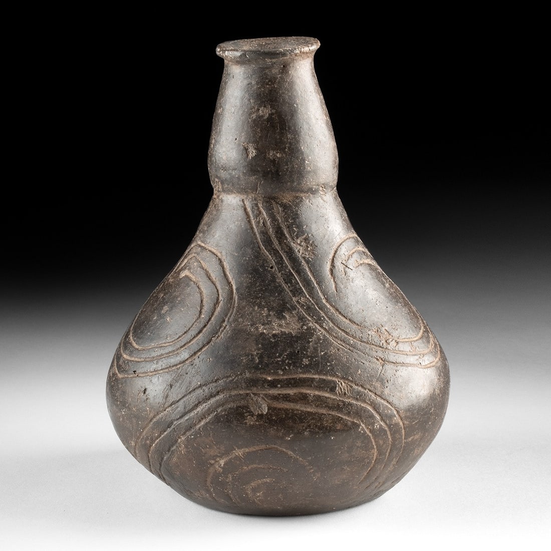 Mississippian Caddo Taylor Incised Blackware Bottle with Hook Motifs (1 of 4)