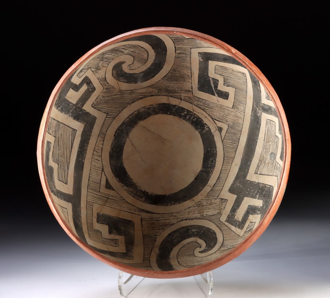 Salado Polychrome Bowl - Pinto Polychrome Interior Scroll (1 of 5)