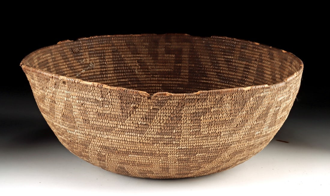 Large 1900s Akimel O'odham Pima Coiled Willow Basket (1 of 3)