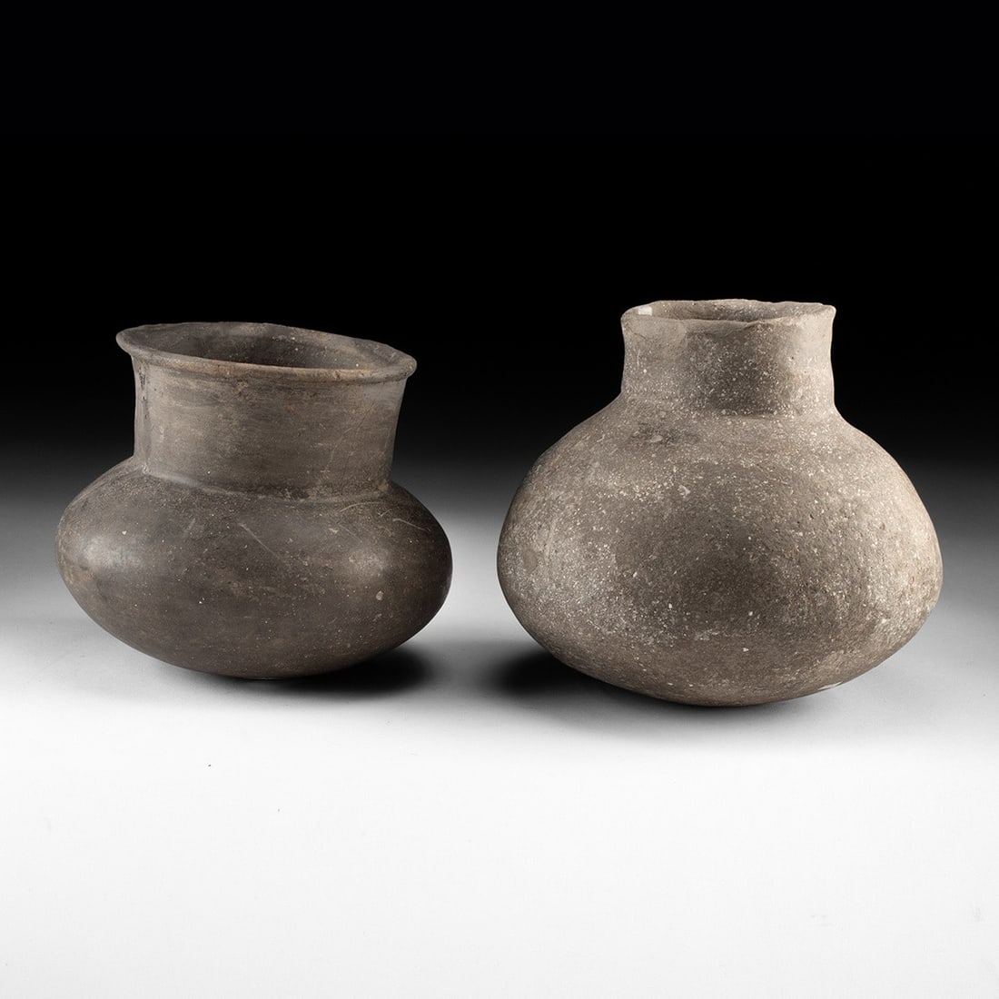 Caddo Greyware Pottery Jars, Pair - 3