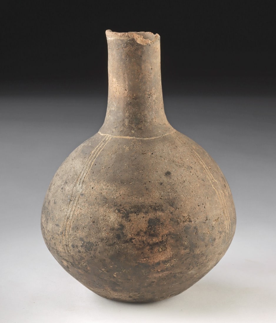 Mississippian Caddo Pottery Bottle - Blakely Engraved (1 of 3)
