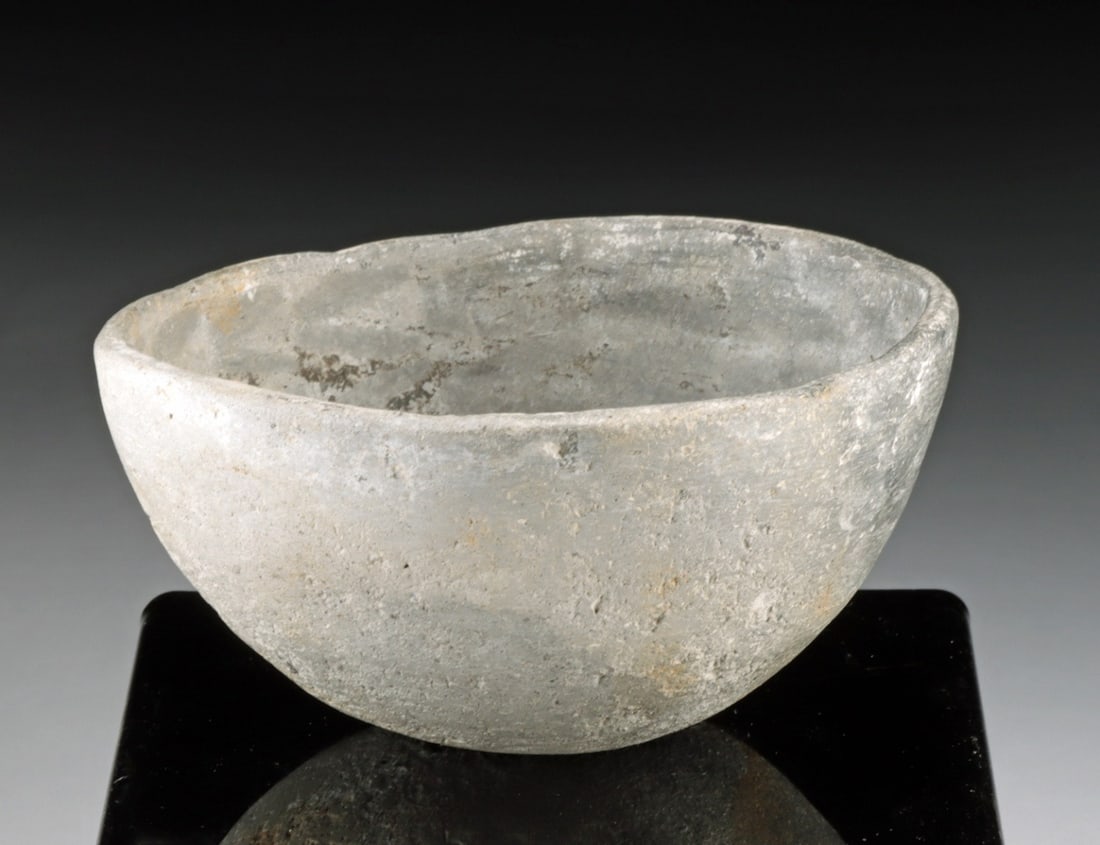 Anasazi Grayware Bowl - Geometric Triangle Motif (1 of 4)