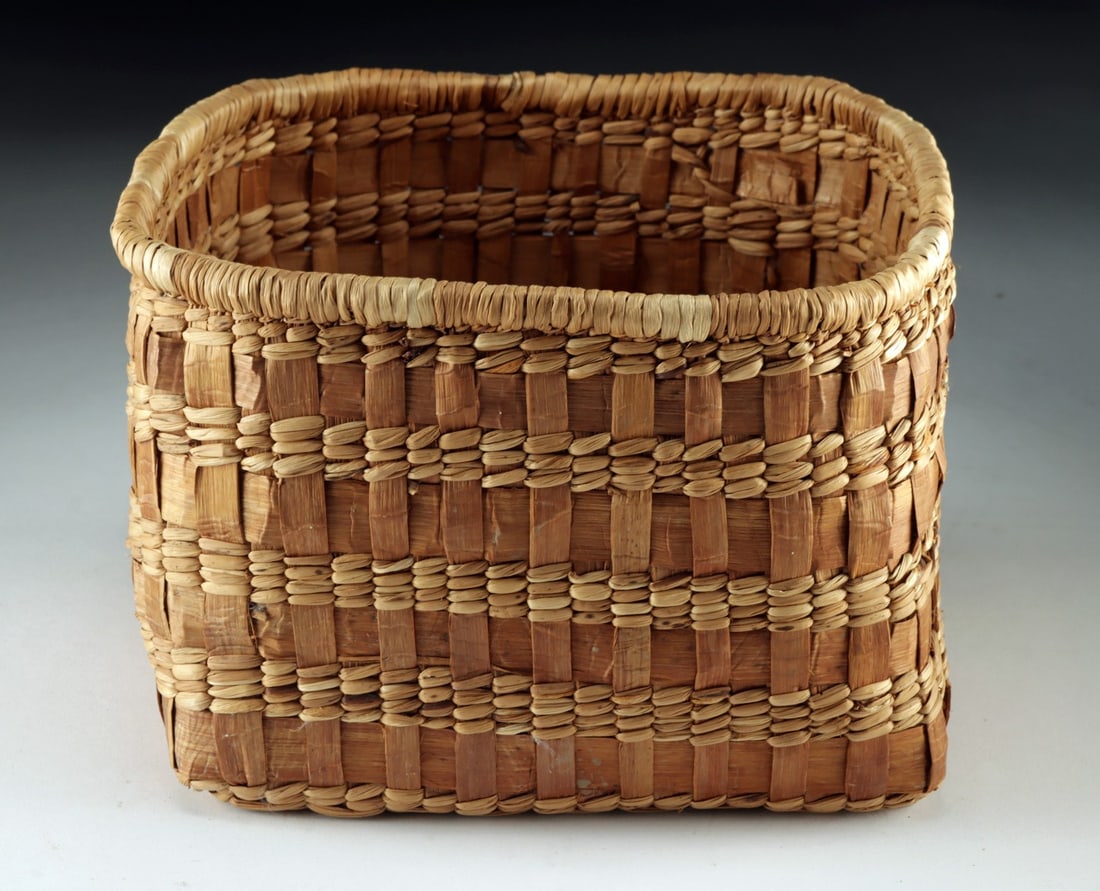 Northwest Coast Salish Twined Cedar Bark Square Basket (1 of 3)