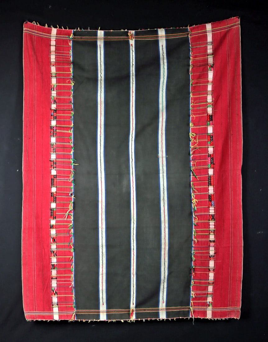 Indian Naga Kabui Textile Panel: South Asia, India / Burma border, Nagaland, Naga people, Kabui tribe, ca. late 20th to 21st century CE. A handwoven cotton shawl made by Naga weavers. The Naga people have faced discrimination and exp
