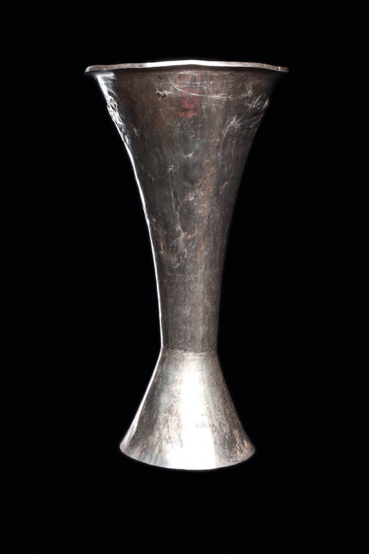 Sican Lambayeque Silver Beaker, Repousse Monkey - 5