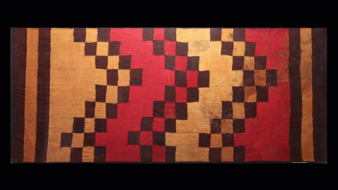 Nazca Checkerboard Mantle Panel, Camelid Wool and Cotton, 1st-6th C. (1 of 6)