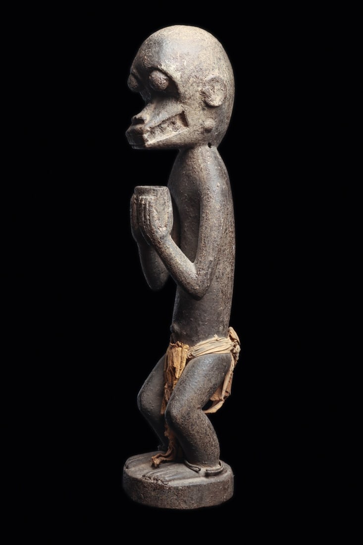 Baule Gbekre Monkey Figure with Offering Bowl, Ivory Coast (1 of 5)