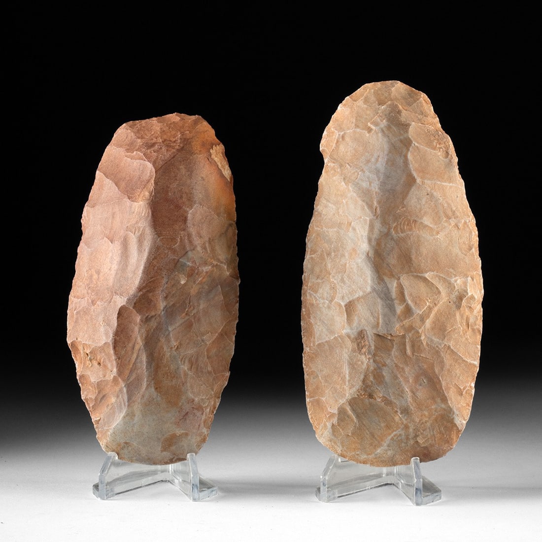 Saharan Pastoral Era Blades, Bifacial Chert, Hide Preparation Tools (1 of 2)