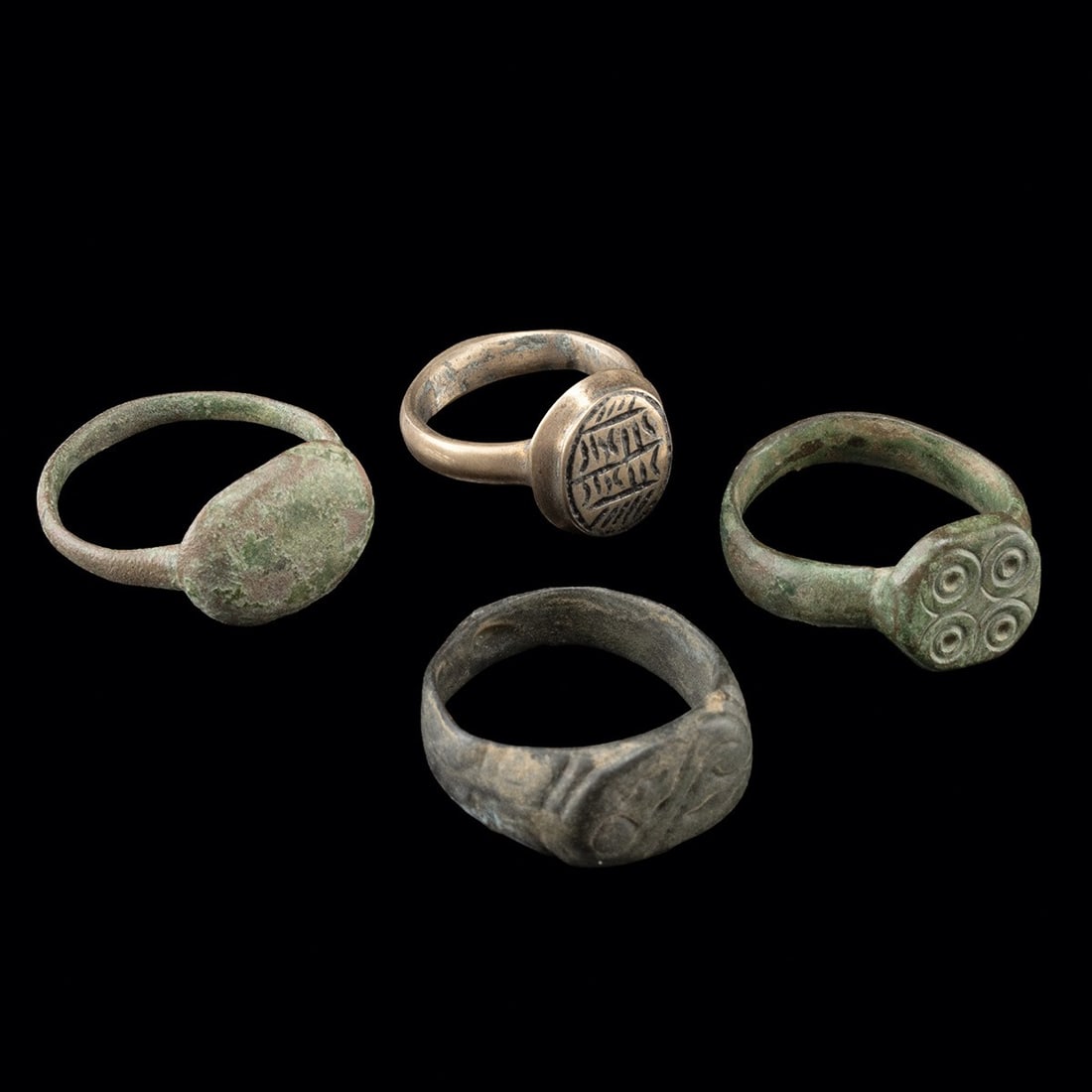 Four Roman, Medieval & Ottoman Finger Rings (1 of 2)