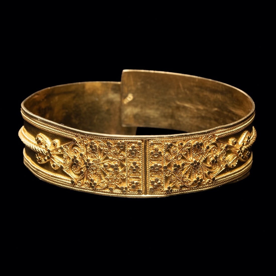 20th C. Sulawesi High-Karat Gold Bangle - Filigree Floral Rosettes (1 of 5)
