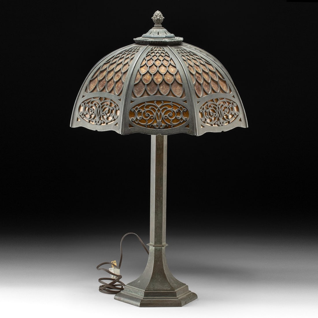 Early 20th C. Colonial Art Glass Company Table Lamp w/ Filigree (1 of 2)