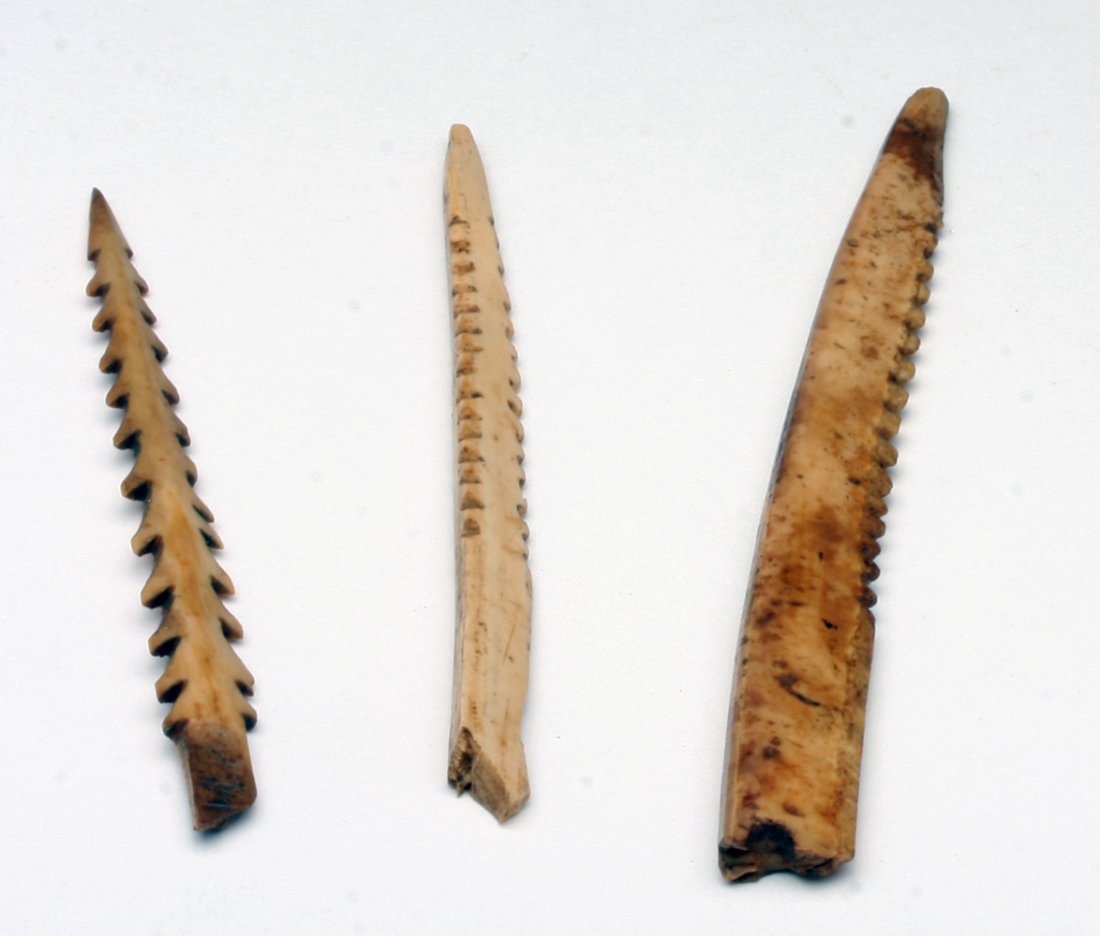 Lot of 3 Antique Inuit Spear Points: Alaska, ca. 1000 - 1800 CE. All three with serrated edges and sharp points. 4" for largest. Provenance: ex-Alaskan art gallery. All items in this auction are legal to buy/sell under U.S. statute cover