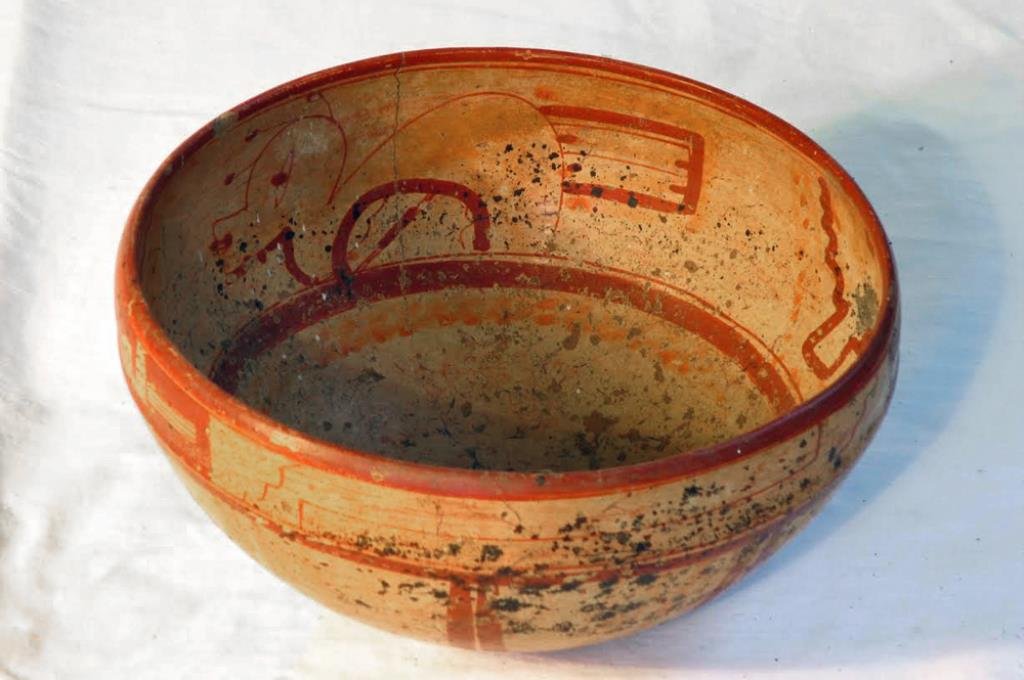 Mayan Ulua Valley Bowl, ex-Hollywood: Pre-Columbian, Honduras, Ulua Valley, Ca 550 to 900 CE. Attractive pottery bowl decorated inside and out in light orange and red. Exterior decorated with step patterns, abstract avian and target-shape