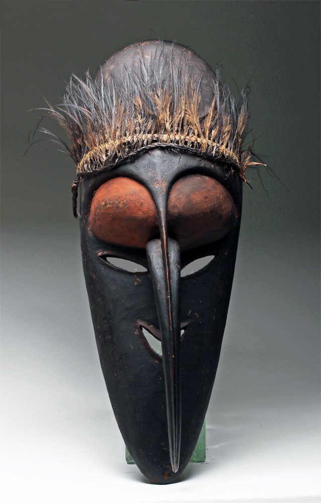 Large PNG Sepik River Mask: Papua New Guinea, Sepik River region, ca. early 20th century CE. In Papua New Guinea, the Sepik River meanders for more than 650 miles before emptying into the Bismark Sea. The river is akin to the Am