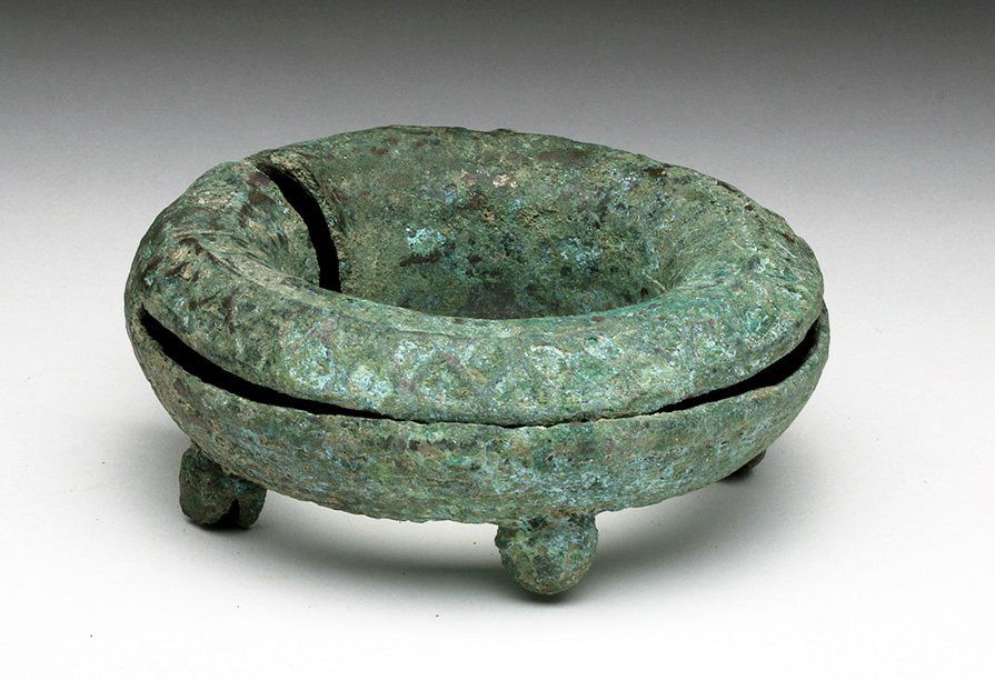 Dong Son Bronze Bracelet, Internal Rattles (1 of 3)