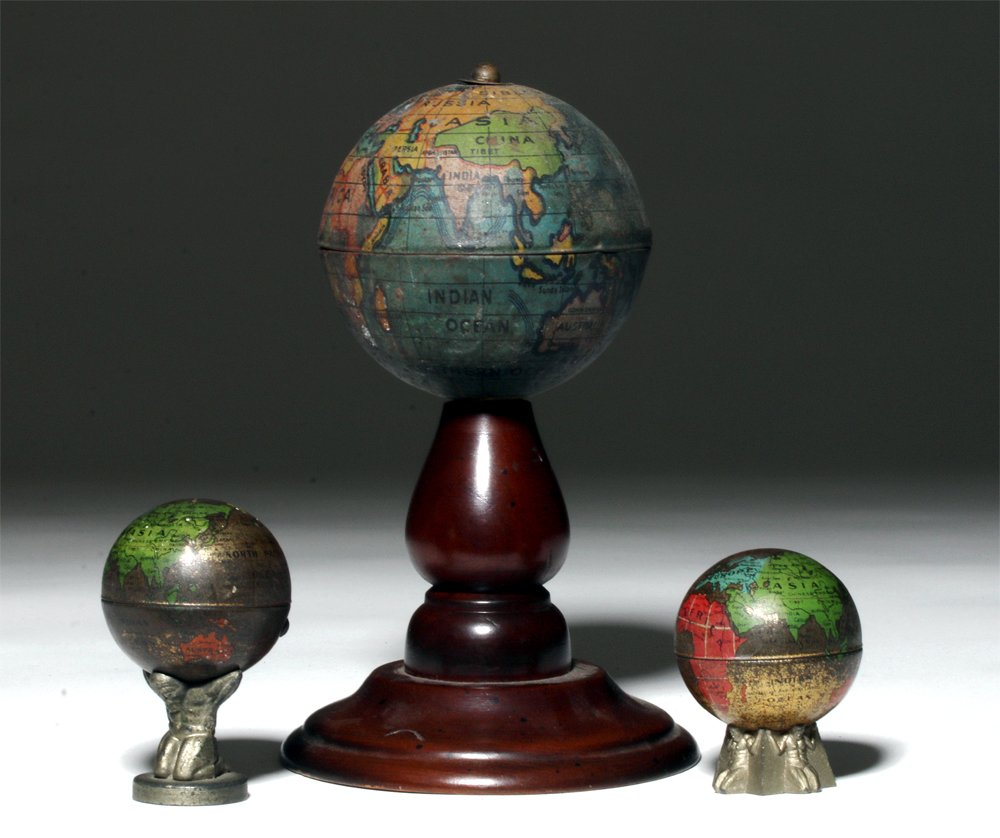 Lot of 3 Antique English World Globes, ex-Historia (1 of 4)