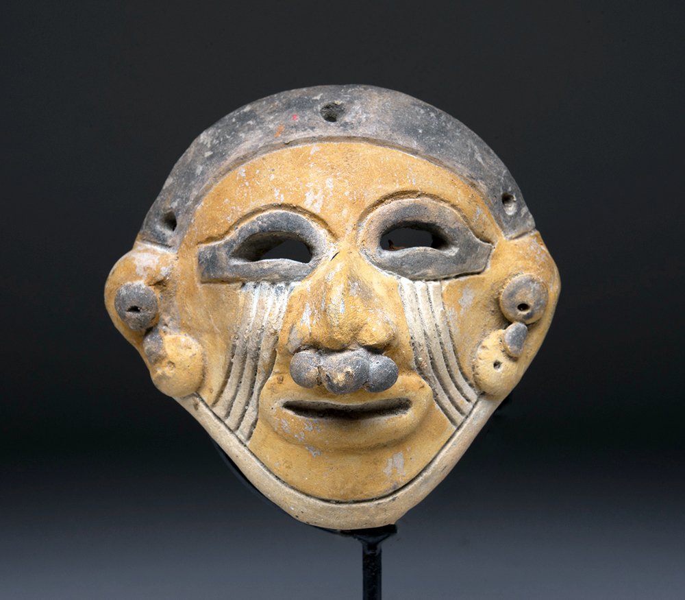 Jamacoaque Polychrome Maskette, ex-Arnovick (1 of 4)