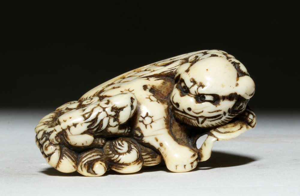Japanese Ivory Netsuke - Shisa / Chimera (1 of 6)