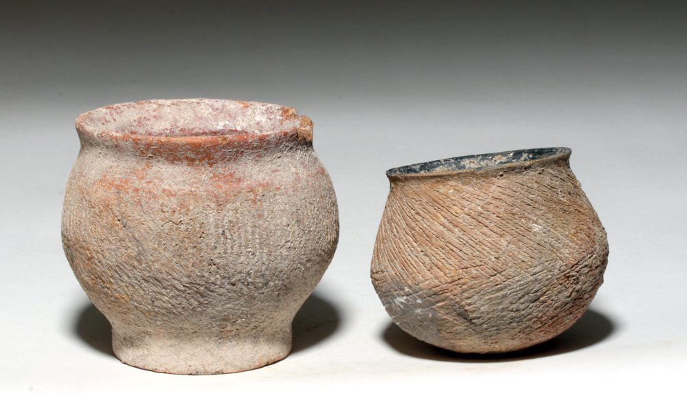 Pair Thai Ban Chiang Jars, ex-Piscopo (1 of 4)
