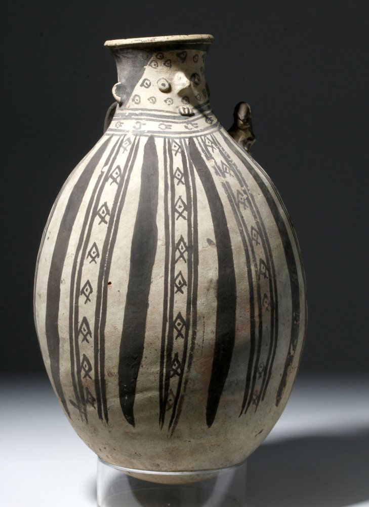 Large Chancay Pottery Olla - Man & Bird (1 of 7)