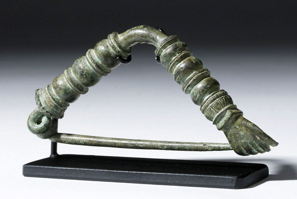 Rare Romano British Bronze Fibula w/ Human Hand (1 of 4)