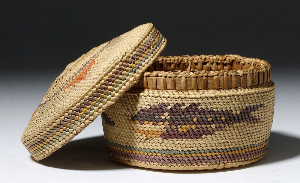 Early 20th C Northwest Coast Makah Nootka Lidded Basket (1 of 7)