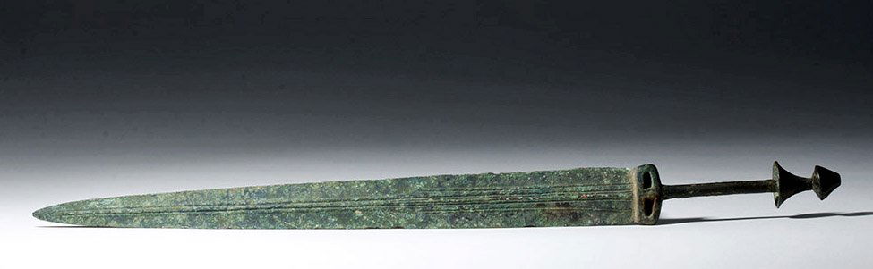Luristan Bronze Short Sword with Double Pommel (1 of 8)