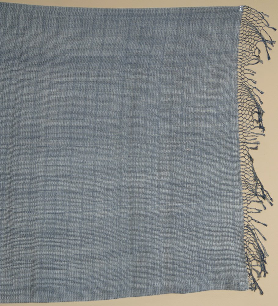 19th C. Mexican Indigo / White Rebozo, ex-Historia: Latin America, Mexico, ca. 1850 CE. A fine example of antique Mexican rebozo artistry, this mid-19th century woman's shawl is hand-woven of richly contrasting indigo and white cotton fibers. The jaspe
