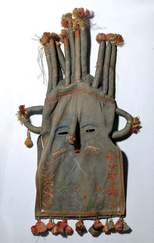 Rare Vintage Ecuadoran Diablo Umo Hooded Cloth Mask (1 of 8)