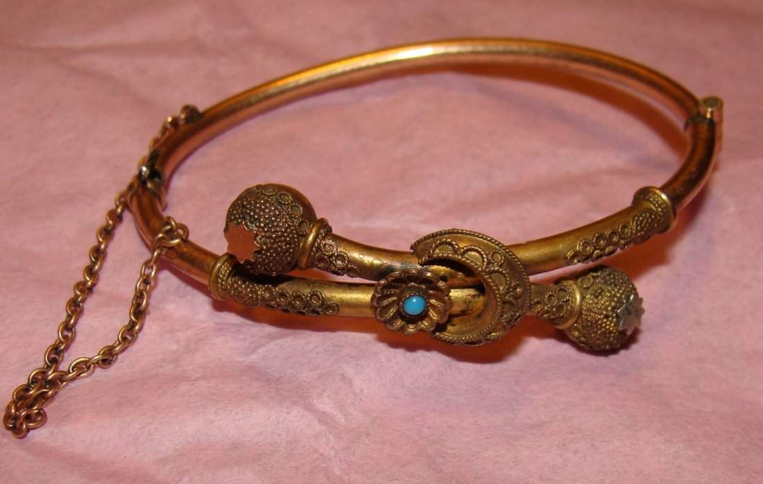 10kt Gold Bangle Bracelet (1 of 4)