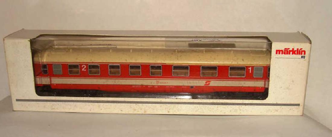 Marklin Passenger Car Train  43216 (1 of 2)