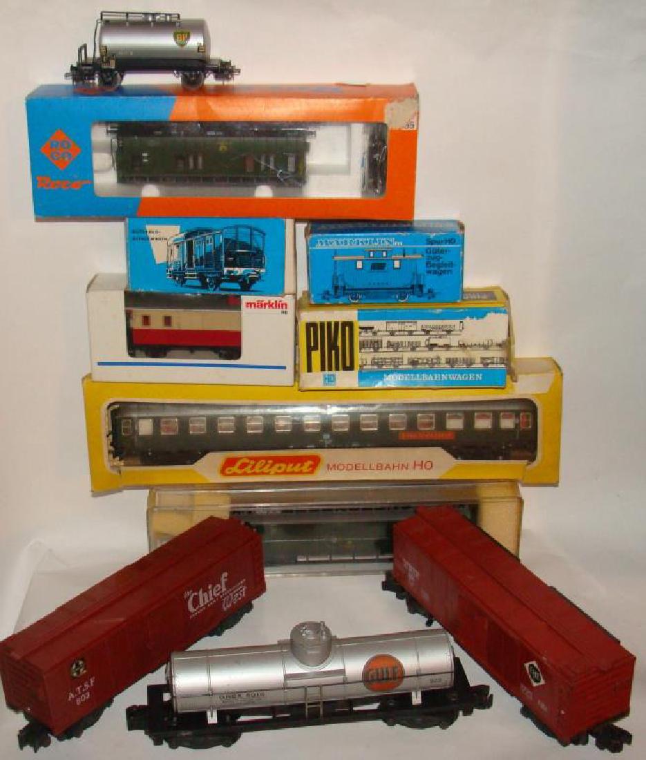 Lot of Assorted Trains, Roco, Marklin (1 of 3)