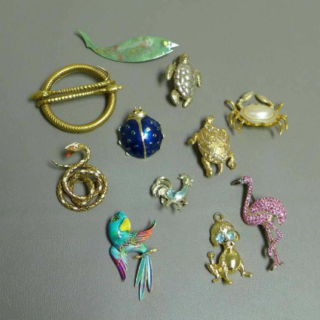 Vintage Animal Theme Brooches. (1 of 3)
