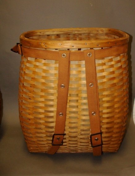 Wicker Hiking Basket, 1930, L. L. Bean (1 of 2)