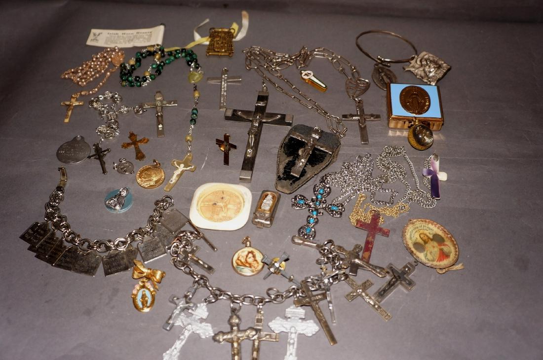 Vintage Religious Jewelry Lot (1 of 6)