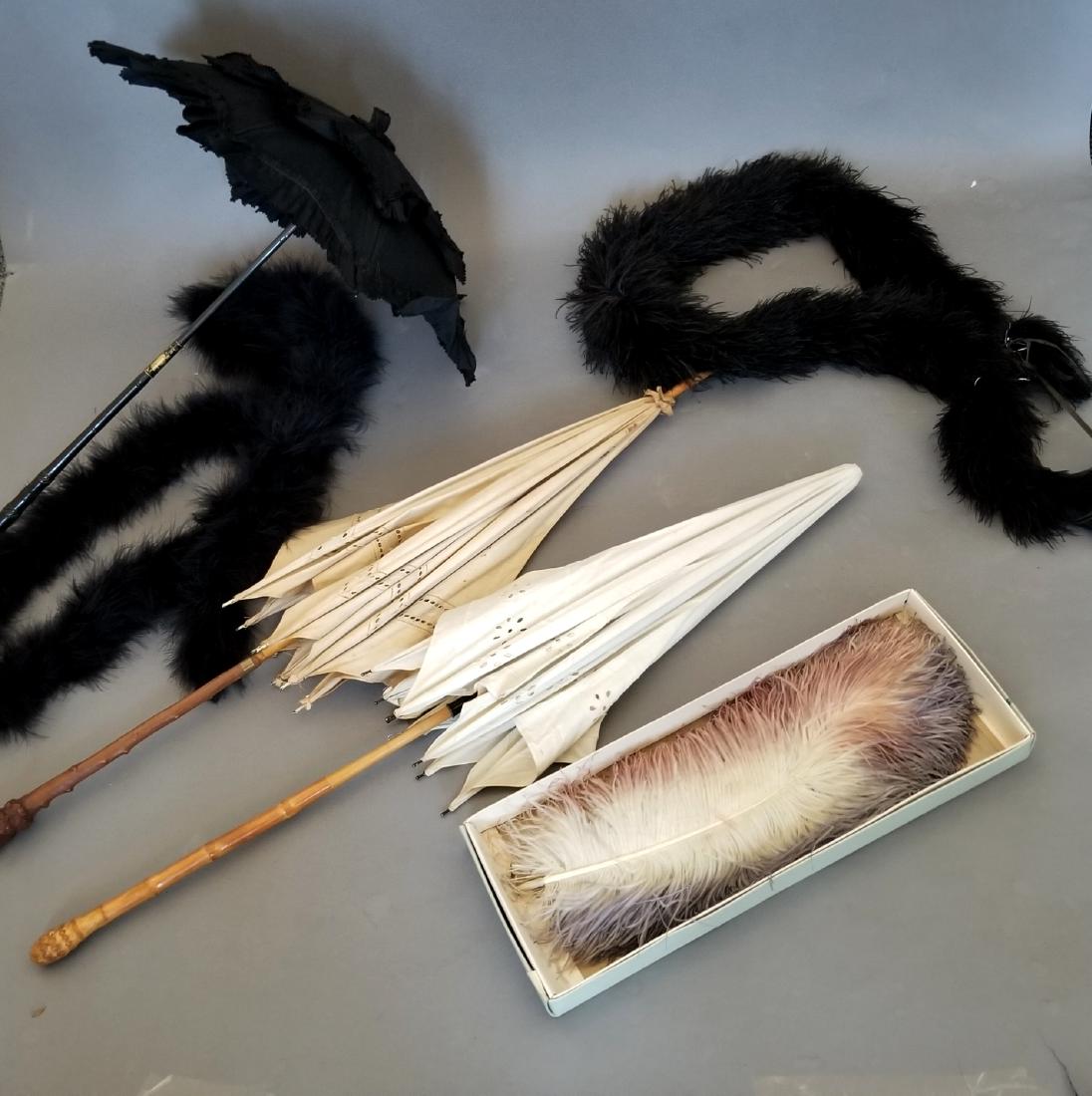 Three  Parasols, Boas, Large Feather (1 of 4)