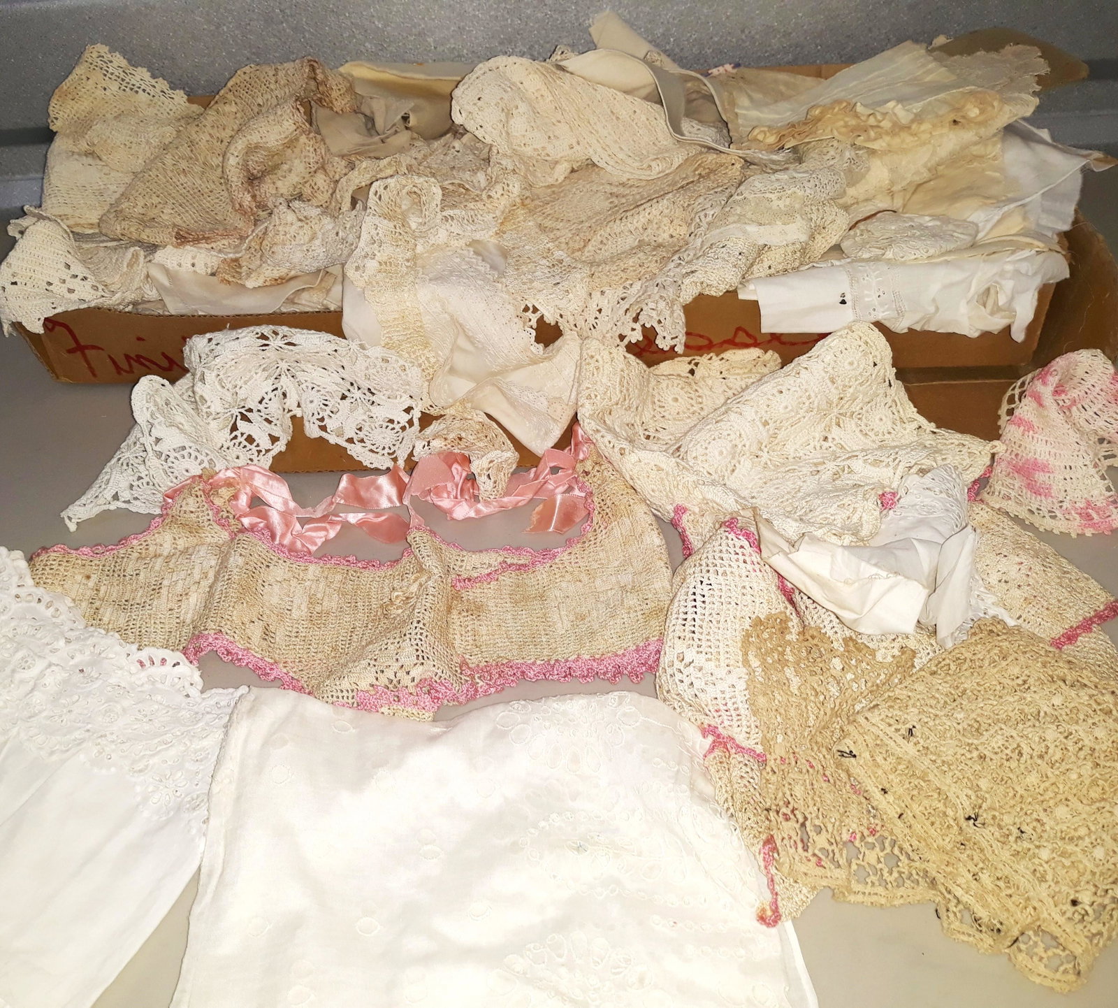Antique Victorian Crocheted Lace Doilies Collars: Battenburg Lace, Victorian Crocheted Assorted Lot