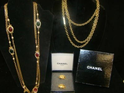 Chanel 2 Necklaces: and 2 pairs of earrings with boxes