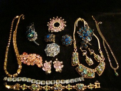11-Piece Weiss Brooches,: Barclay, Necklace Bracelet, Earrings etc.